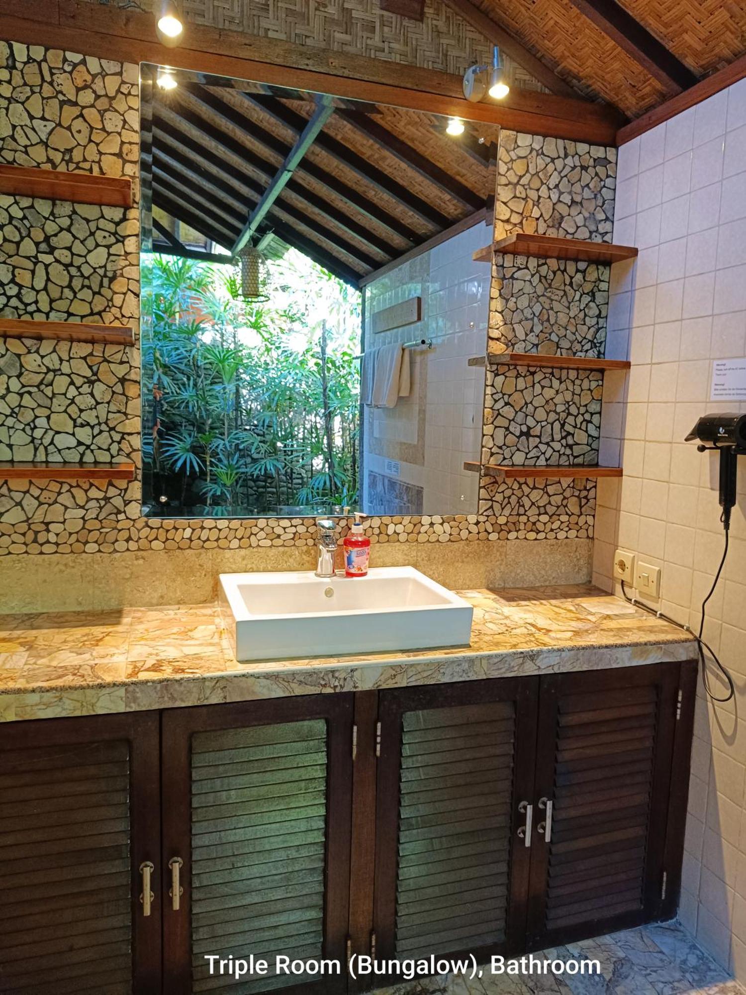 Guci Guesthouses Ubud Exterior foto