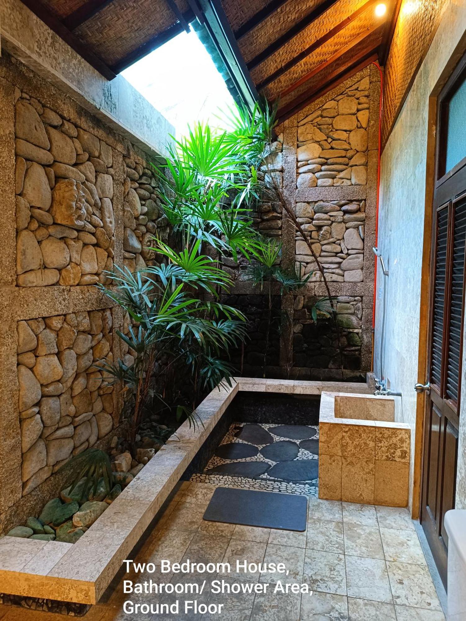Guci Guesthouses Ubud Exterior foto