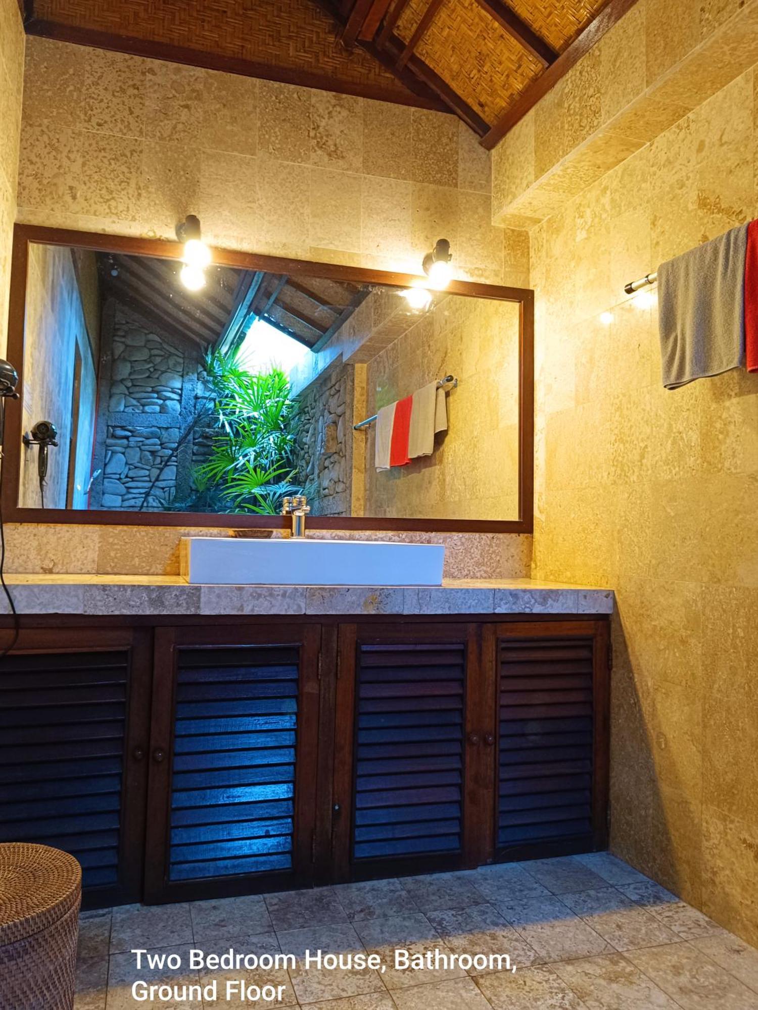 Guci Guesthouses Ubud Exterior foto